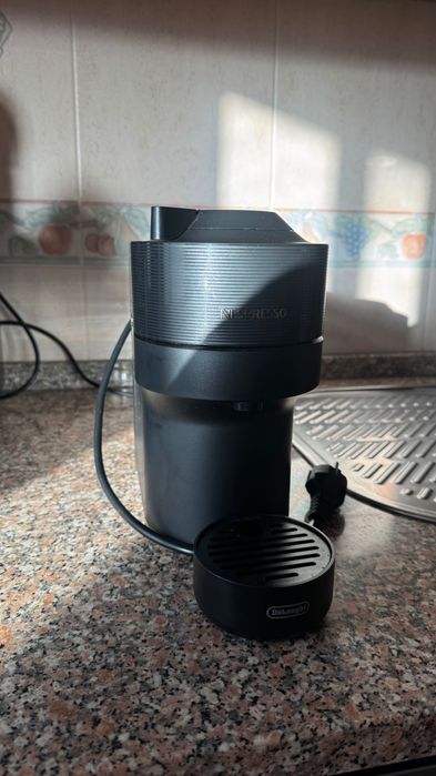 Máquina café Nespresso Vertuo