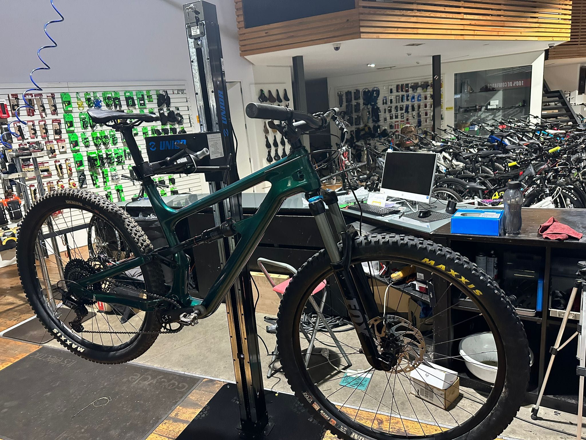 Bicicleta Cannondale Habit Carbon 2