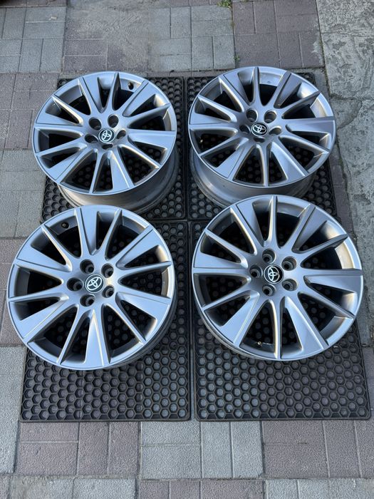 Диски оригінал toyota rav4 sienna highlander lexus nx rx r19 5-114,3