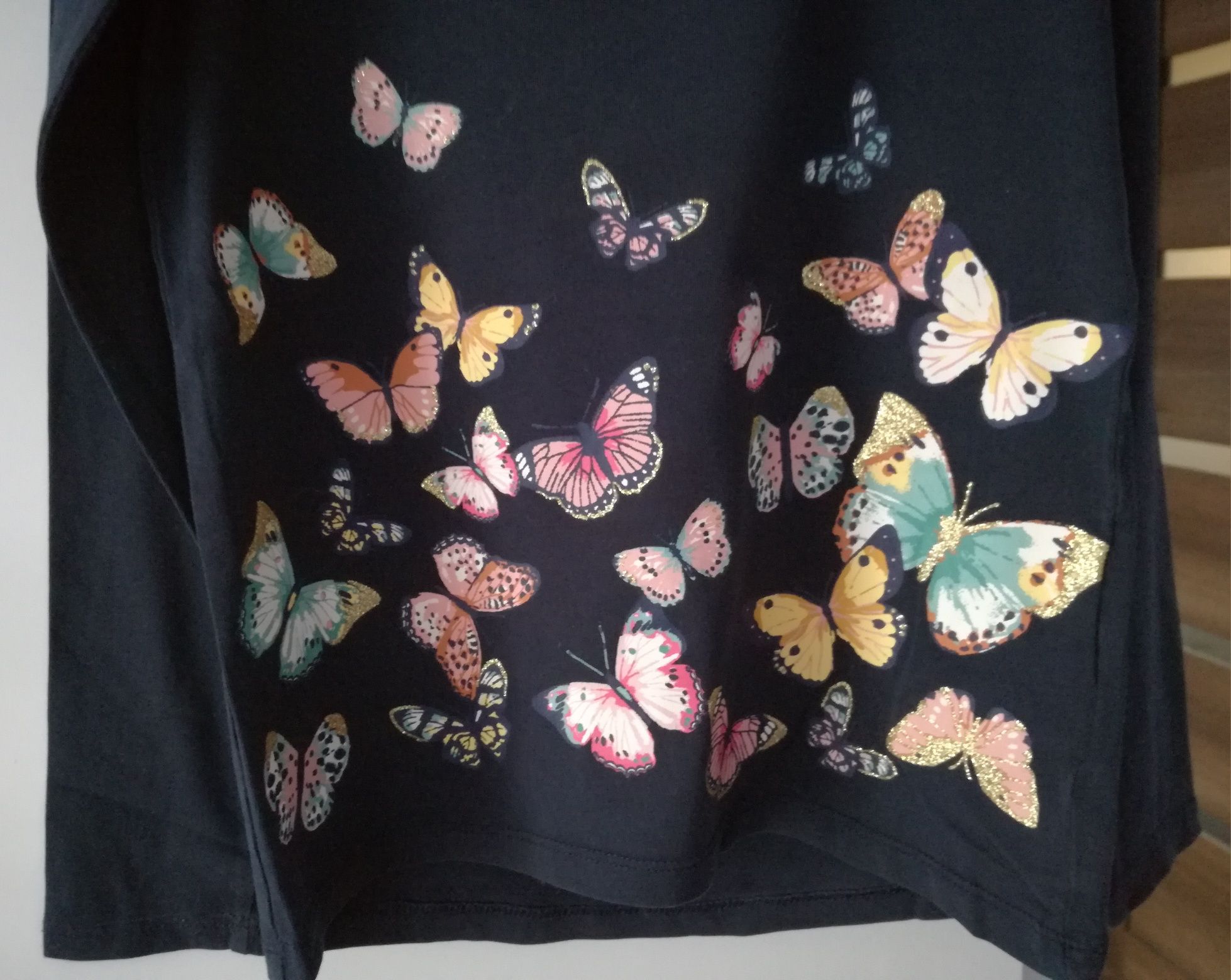 Granatowa bluzka dziewczęca z motylkami H&M, rozmiar 122/128