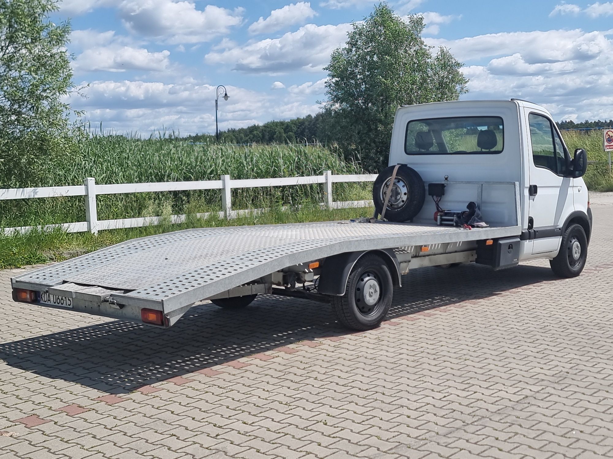 Autolaweta renault master 2.5 dci 2006r klima poduszki niski przebieg