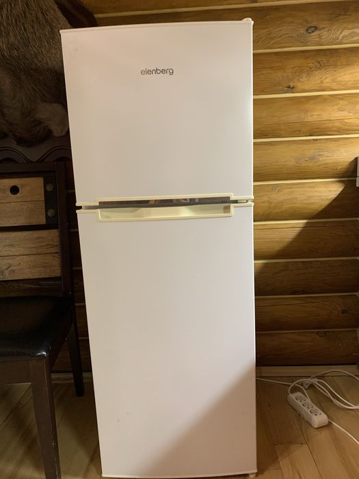 Холодильник Elenberg