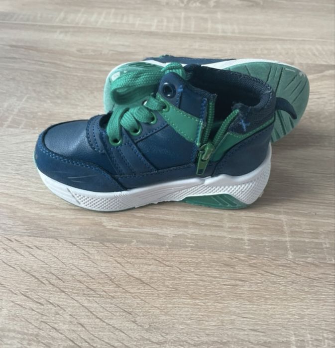 Granatowe adidasy r.26 Bekkin
