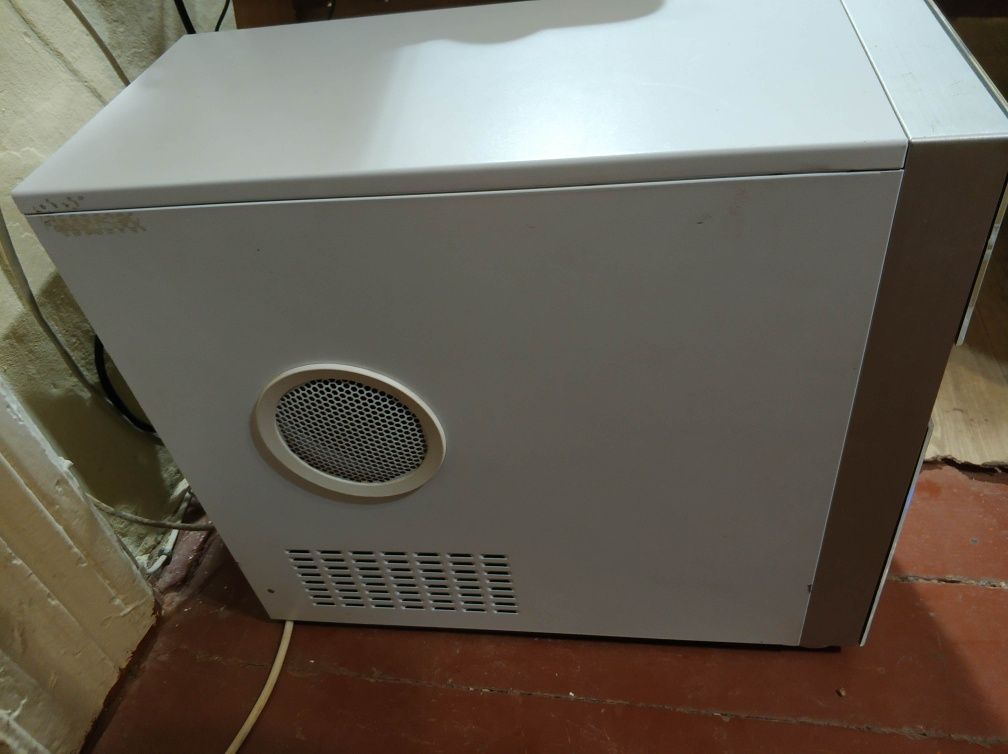 Комп'ютер 3х ядерний Athlon  доставка
