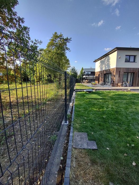 Ogrodzenie panelowe  i nie tylko z możliwością montażu