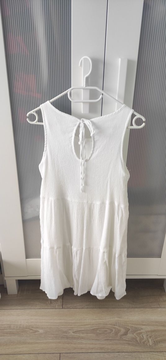 Biała sukienka Cropp 34 Xs