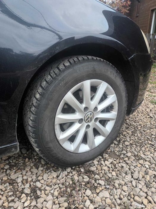 VOLKSWAGEN GOLF FSI 1.6/ samochód osobowy /Wetlina / tani używany /