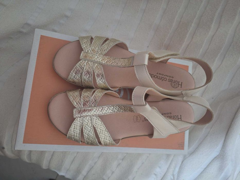 Sandalias novas tamanho 35