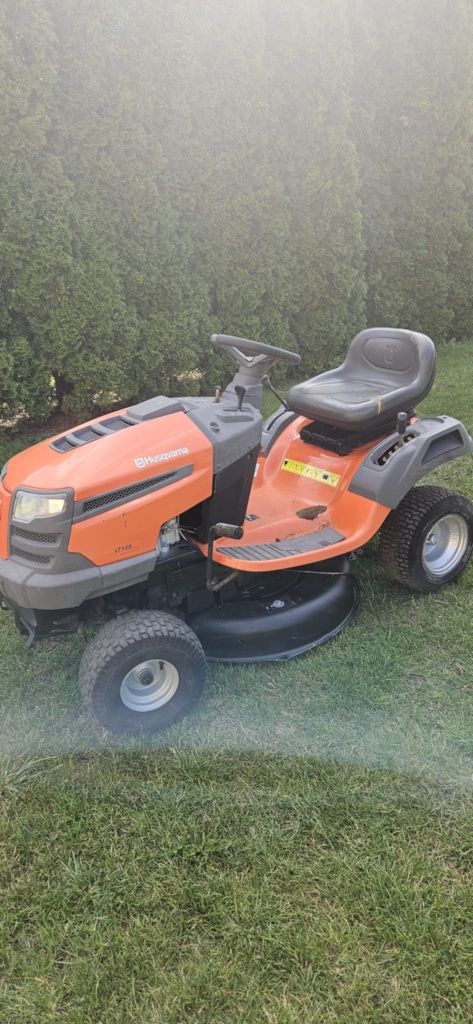 Traktorek kosiarka Husqvarna lt126