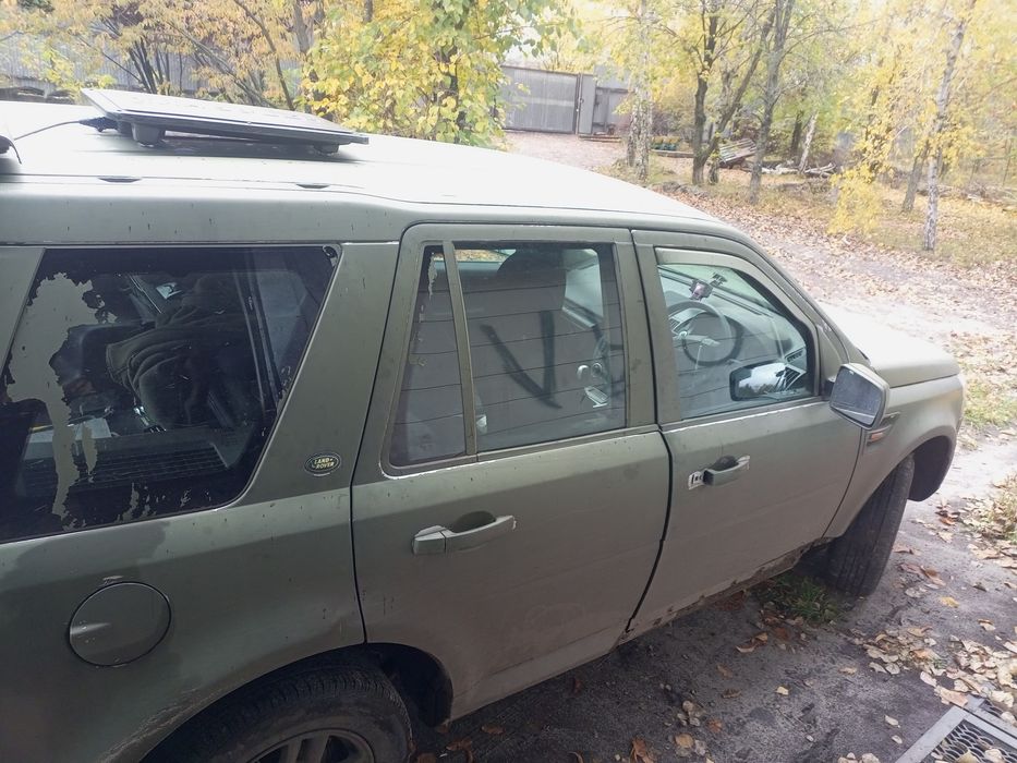 Авто для ЗСУ  не розмитнена