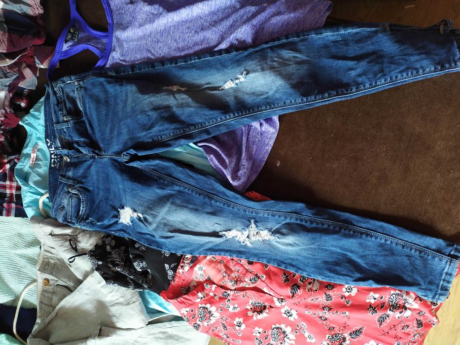 Paczka ciuchów rozm.36/38 młodzieżowe.