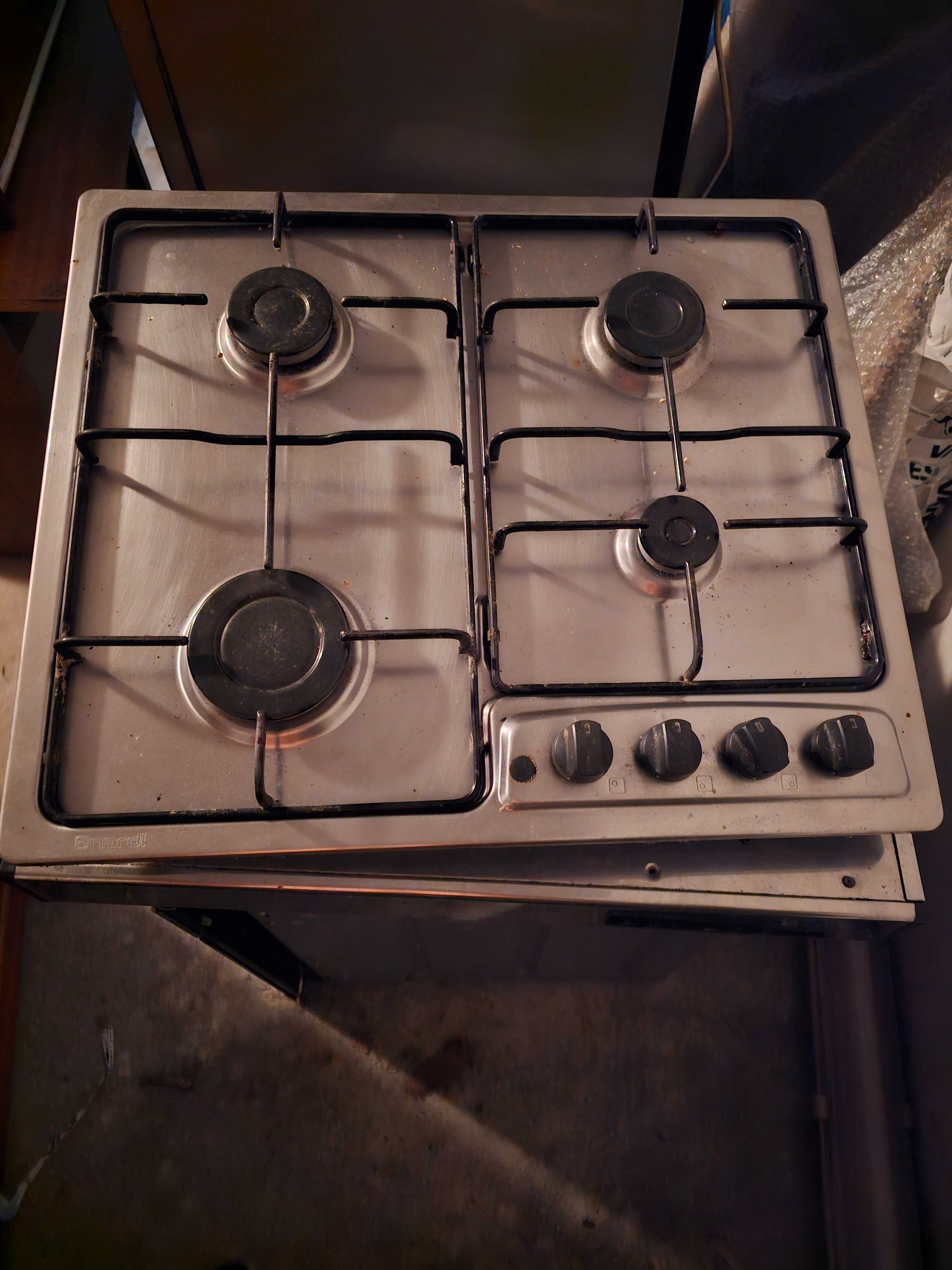 Vendo placa de fogão, forno eletrico, frigorifico e exaustor