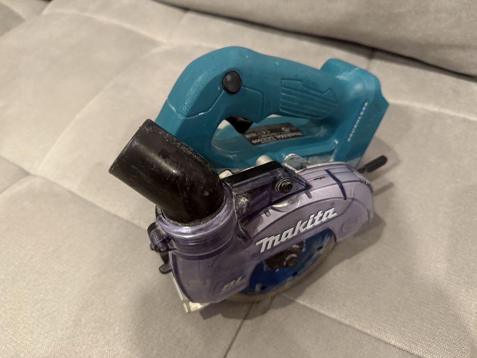 Makita DCC 500 + adapter