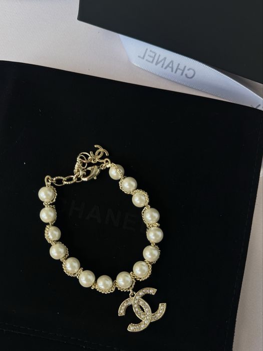 Кольє та браслети Chanel (шанель) в наявності