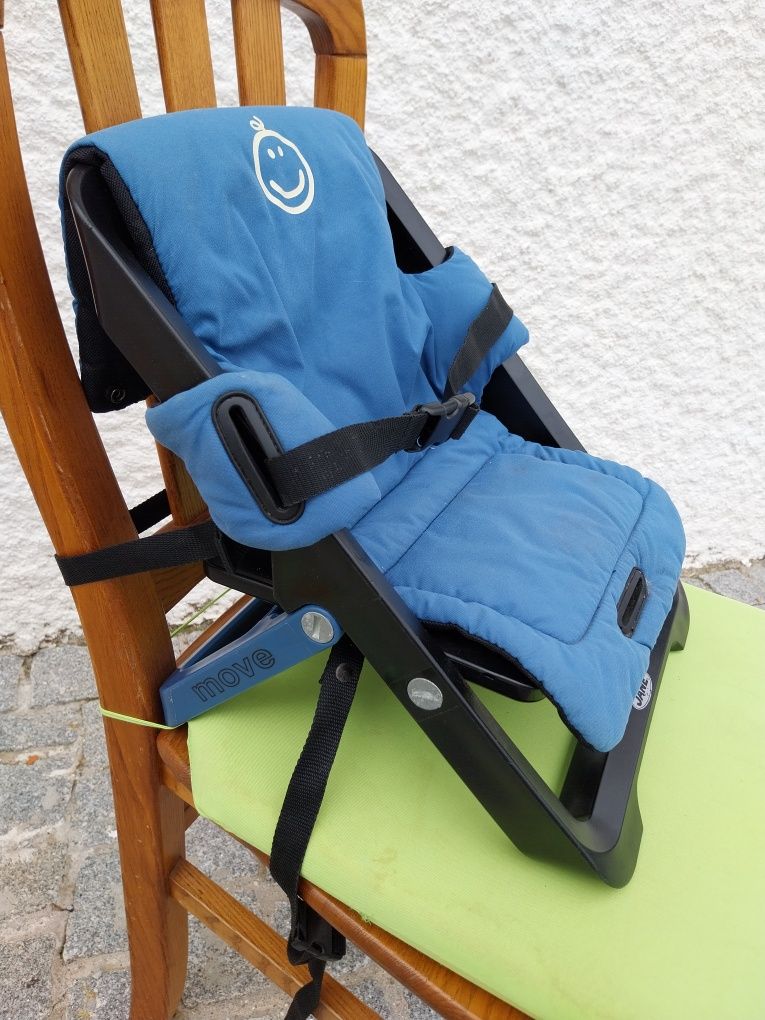 Cadeira da papa portátil com mesa