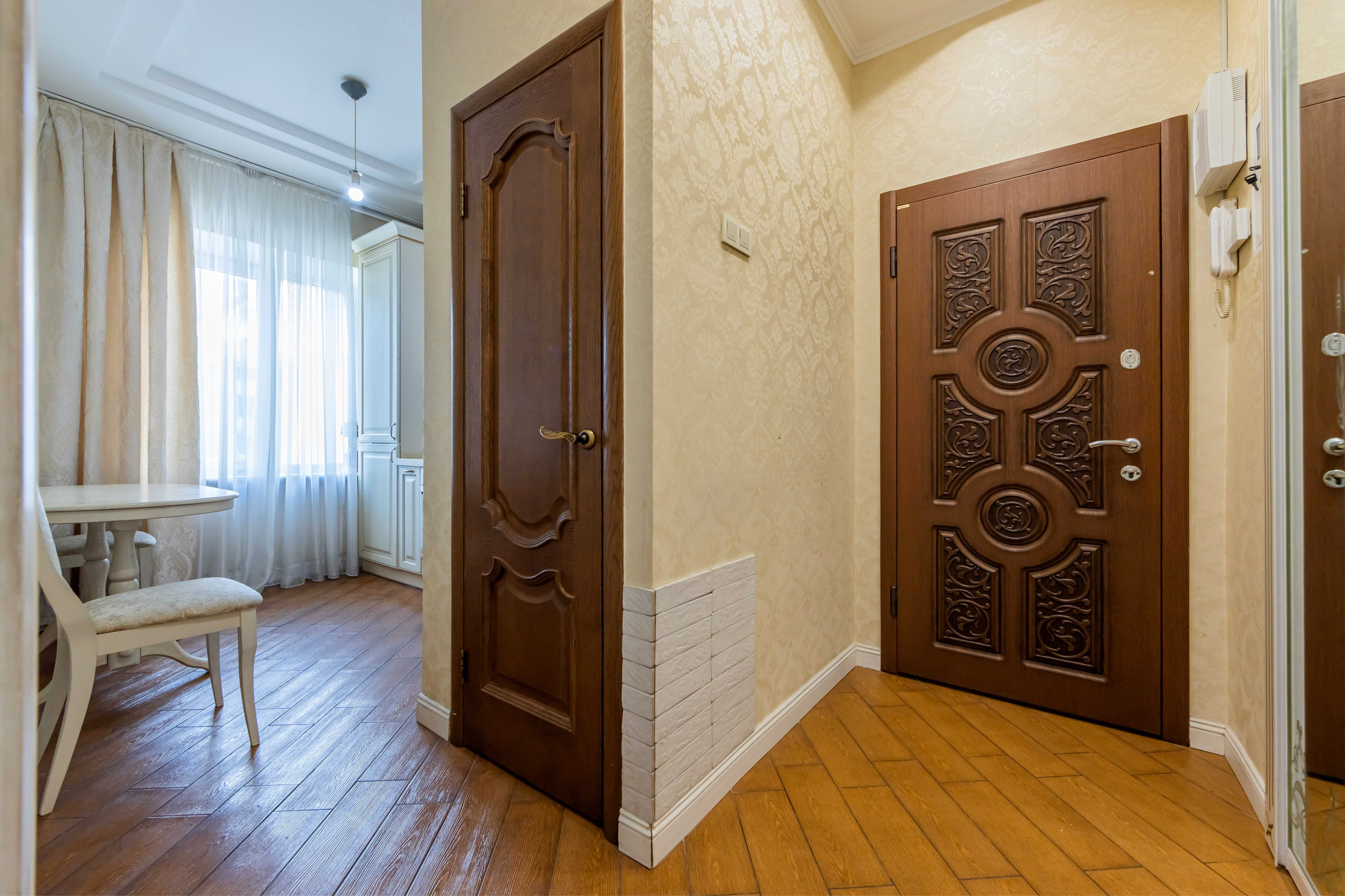 3 кімнатні апартаменти в центрі, вул. Велика Васильківська, 114