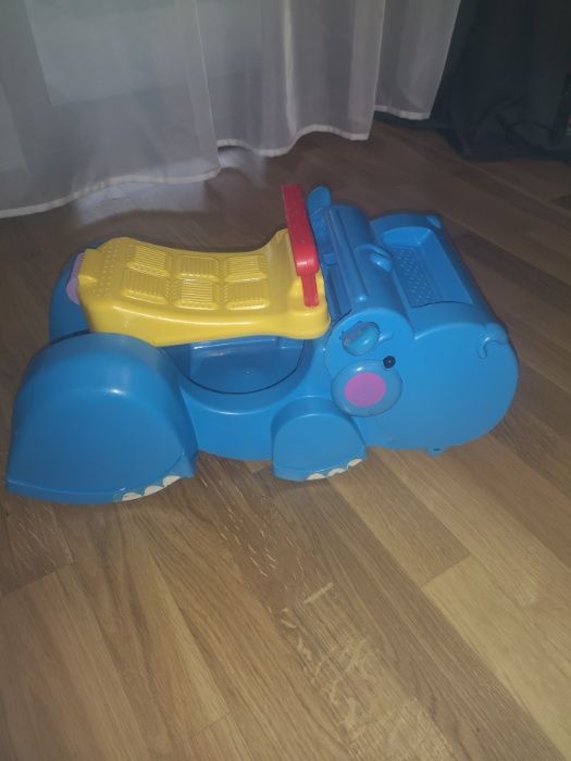 Jeździk chodzik pchacz Fisher Price hipopotam
