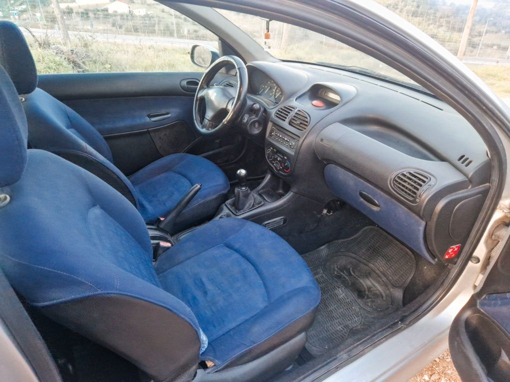 Pegeout 206 1.4 HDI comercial (274000km)
