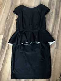 Czarna elegancka sukienka z baskinką M/L