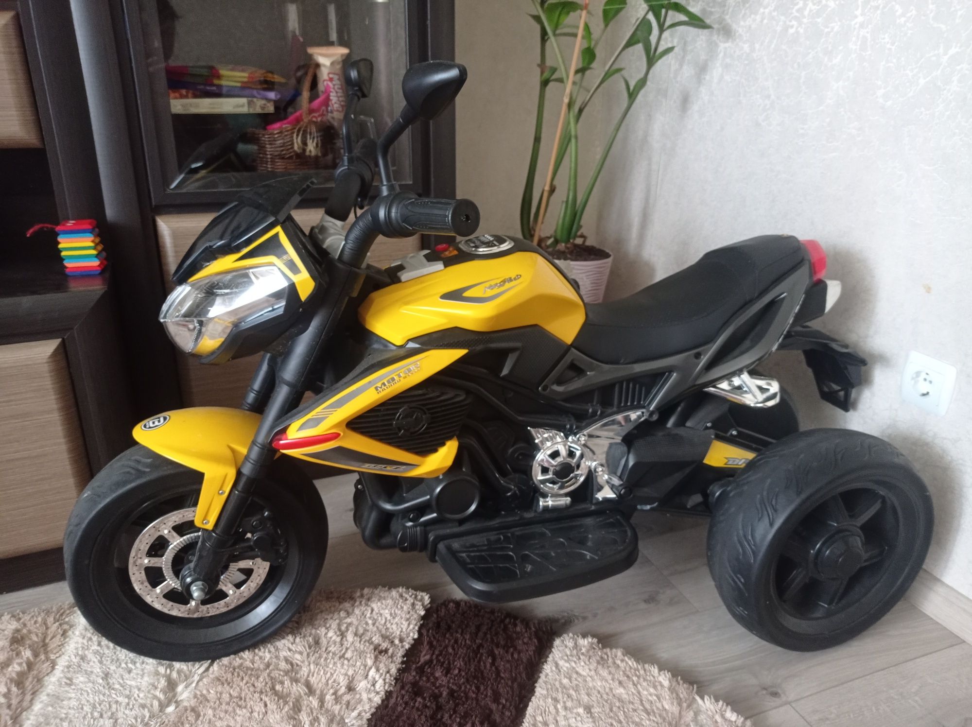 Триколісний Триколісний дитячий мотоцикл Motor DR-Z