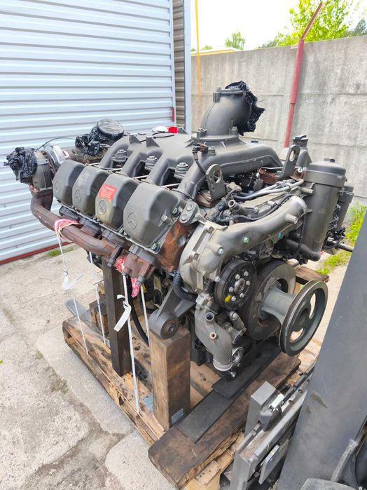 Remont silnika sieczkarni Claas Jaguar, Lexion MERCEDES OM502LA V8