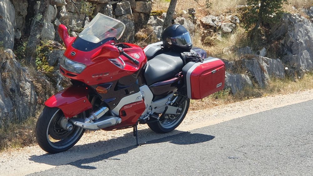 Yamaha GTS 1000 em excelente estado