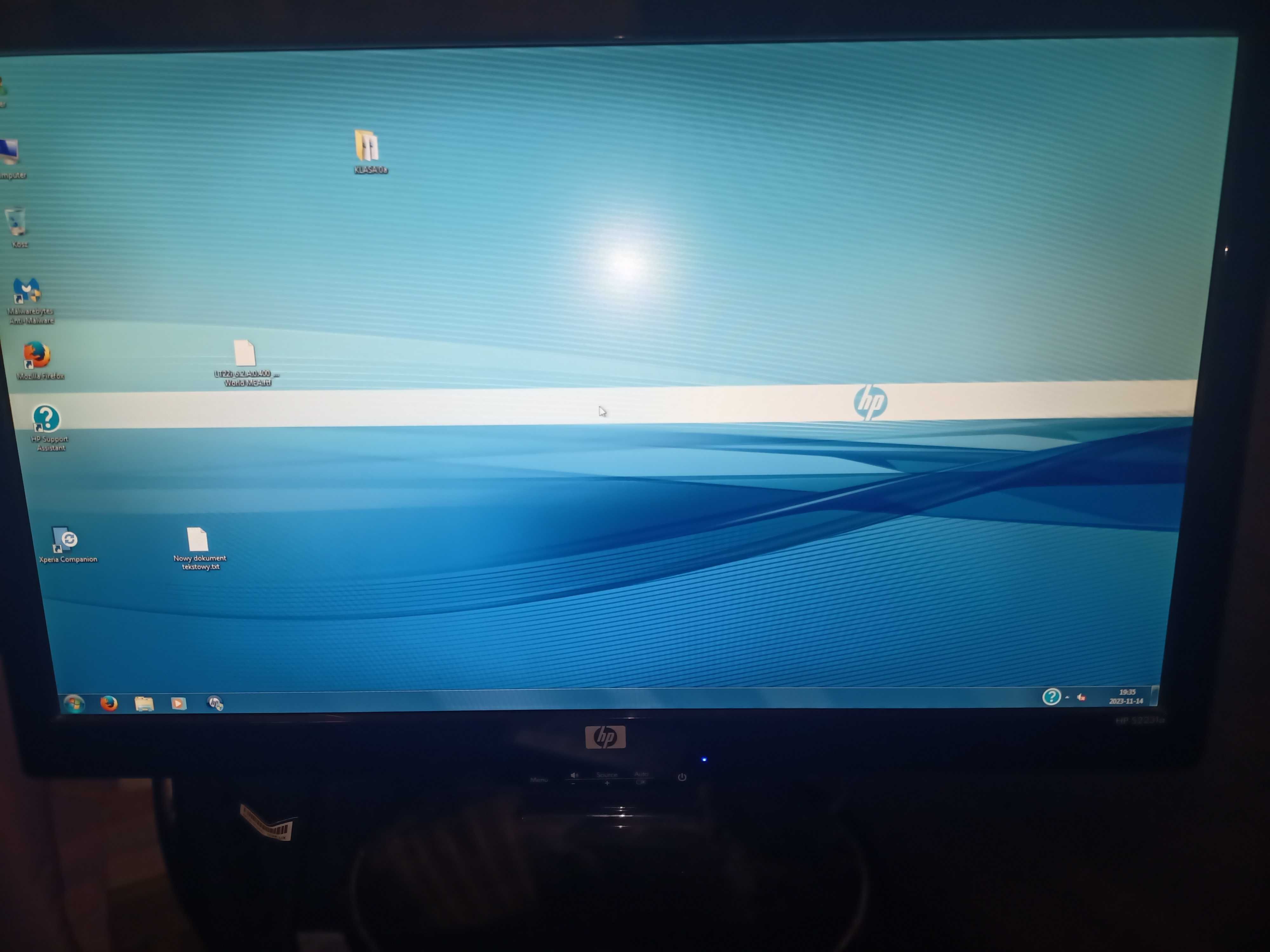 Monitor HP S2231a