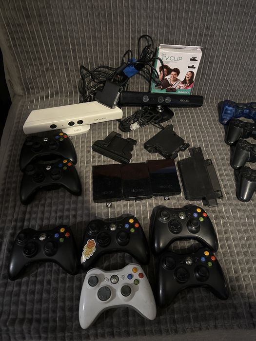Bogaty zestaw konsola Xbox 360 gry pady kinect