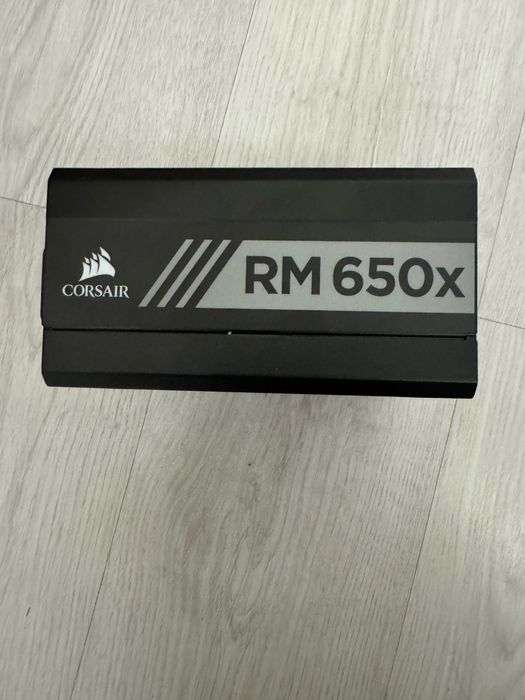 Fonte Alimentação Corsair RM 650x