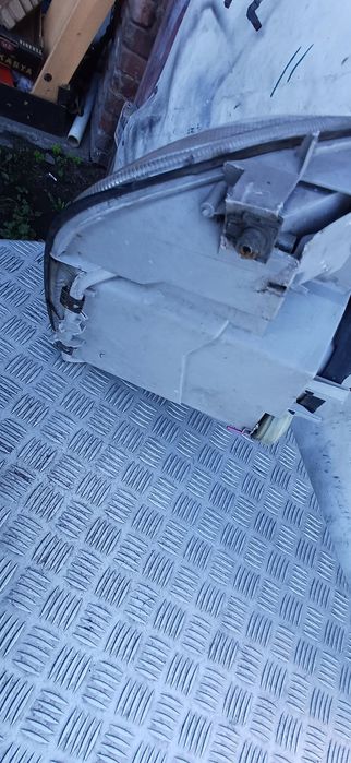 Mercedes R170 Lampa Lewa przód Kierunek