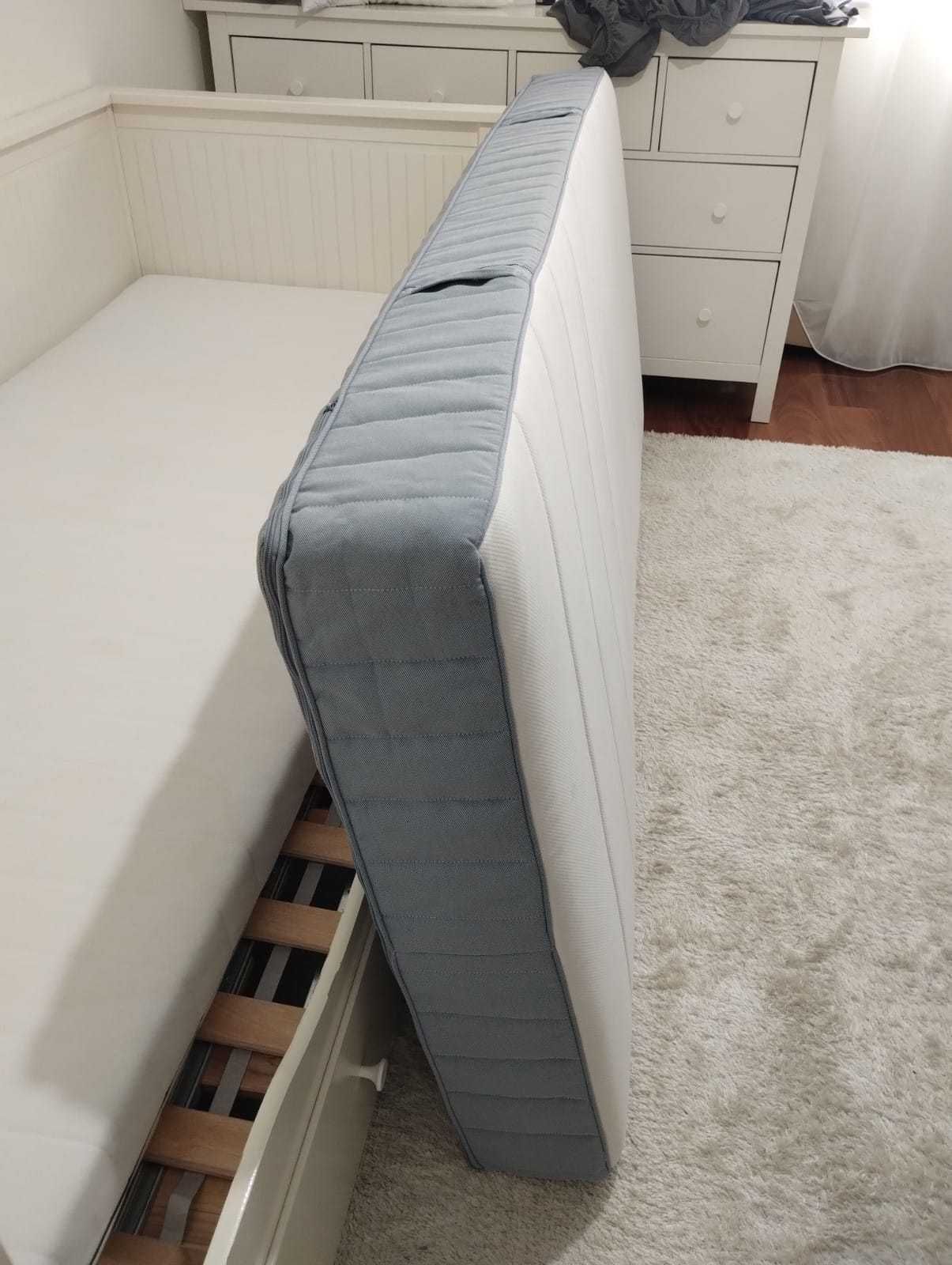 Colchão solteiro VESTEROY molas ensacadas 90x200 extra firme