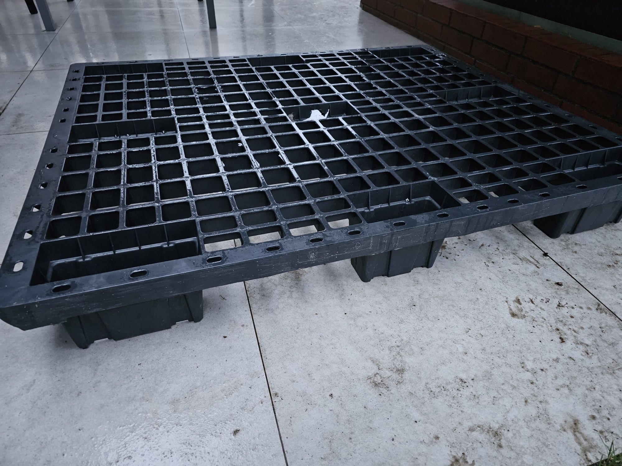 Paleta Plastikowa 120x100 Tworzywo Ażurowa Wysyłka Lotnicza 500kg Łado