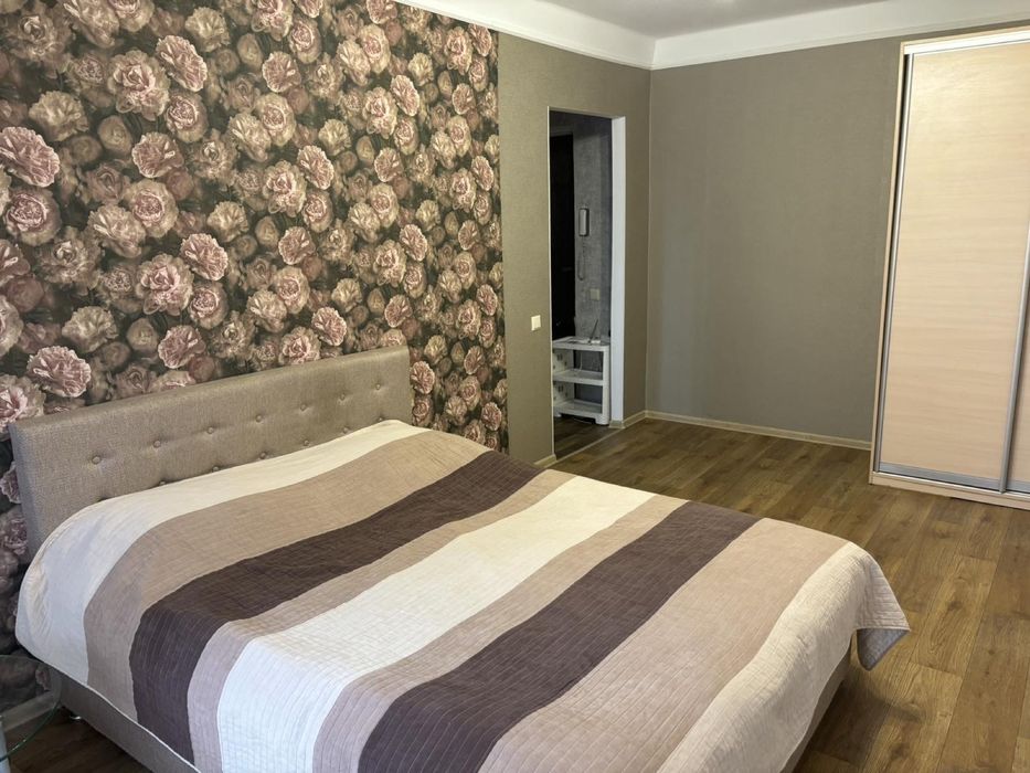 Оренда по добово метро Оболонь!