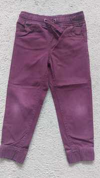 Bordowe jeansy roz. 104