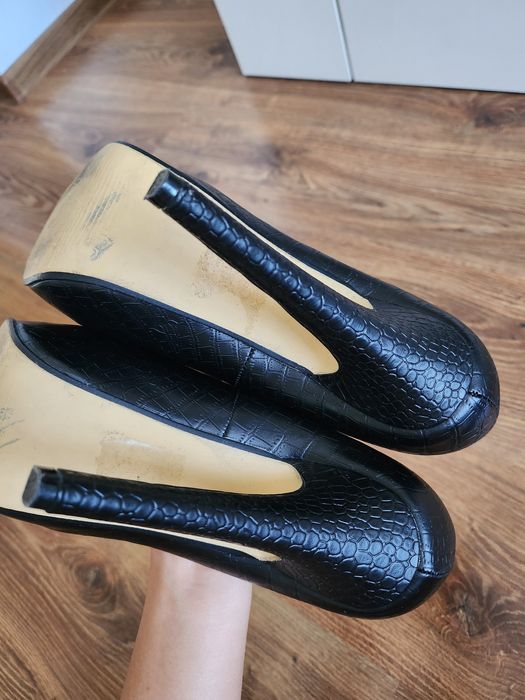 Buty na obcasie rozmiar 39