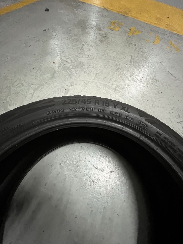 Pneus usados bom estado 225/45/18 xl continental