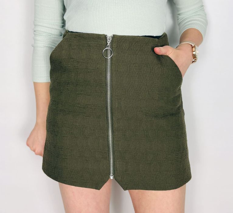 Ciemnozielona spódnica mini z ozdobnym suwakiem S 36 Topshop