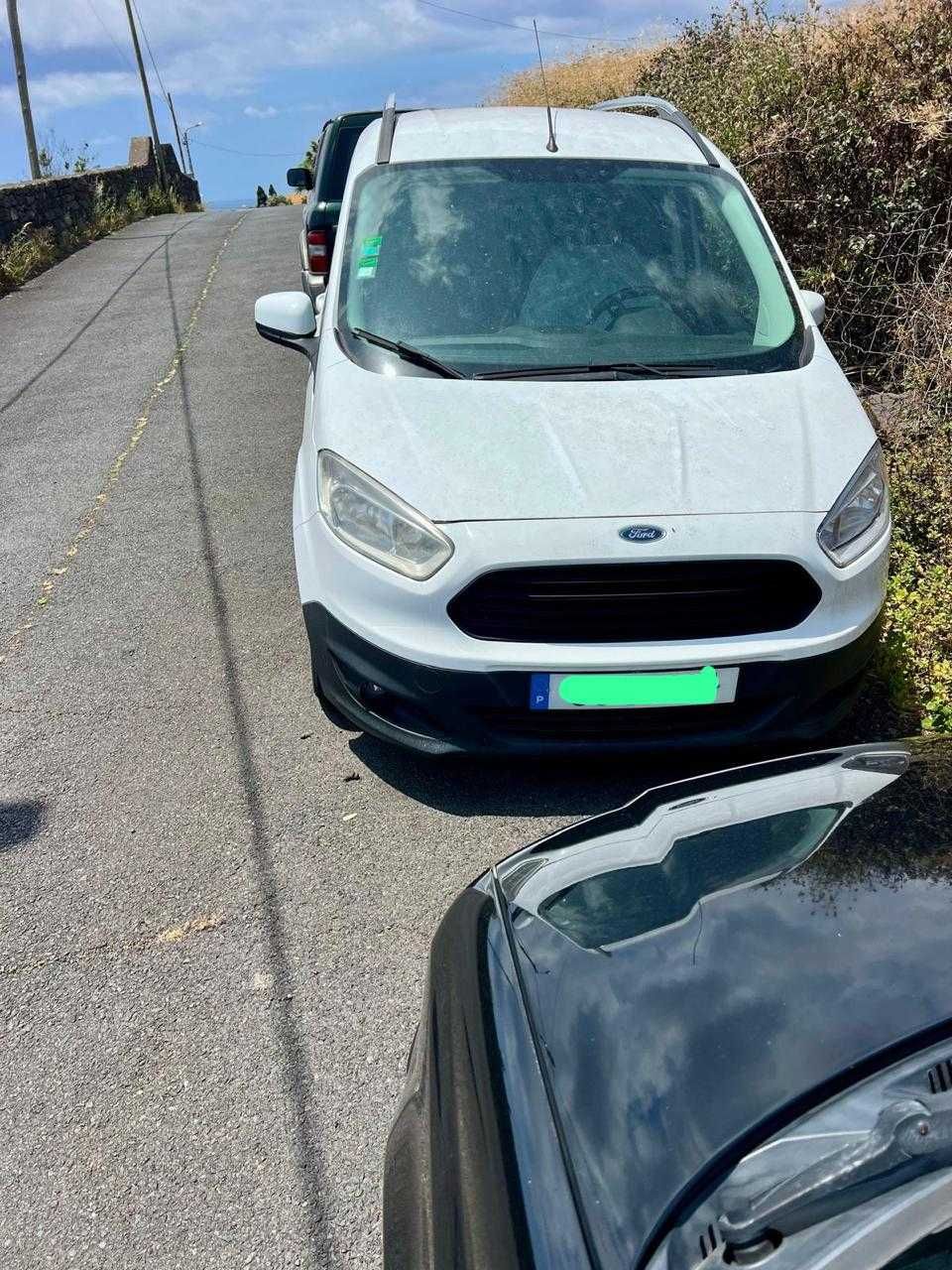 Ford Transit Courier VAN 1.5 TDCi - com avaria