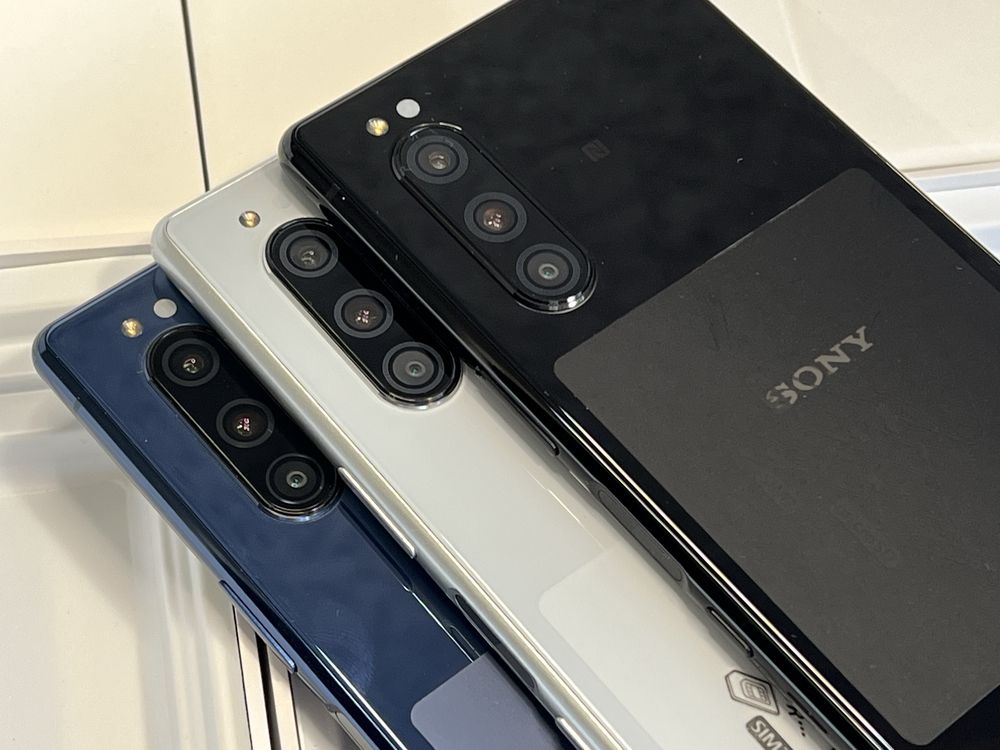 ꦿ  SONY Xperia 5 - (Нові в плівках, пломби, Гарантія) є: Xperia 1 Dual