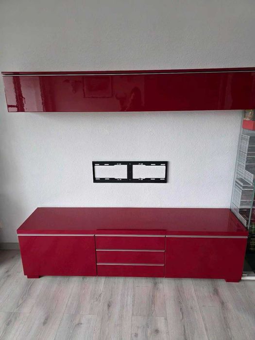 Board TV + szafka wisząca Besta IKEA czerwony połysk