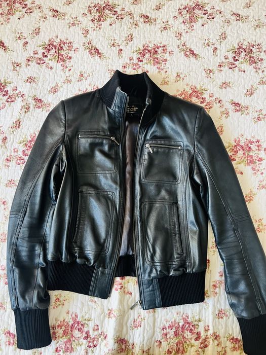 Куртка-бомбер шкіряна жіноча розмір S