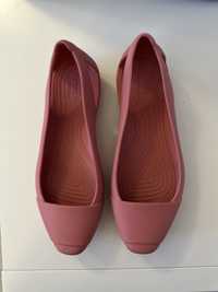 Crocs M10 рожеві балетки