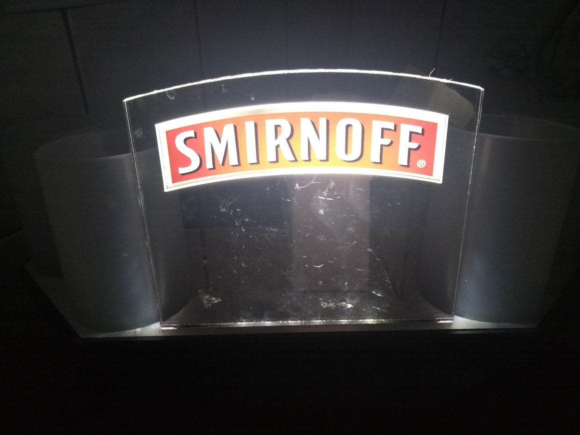 Reklama Smirnoff