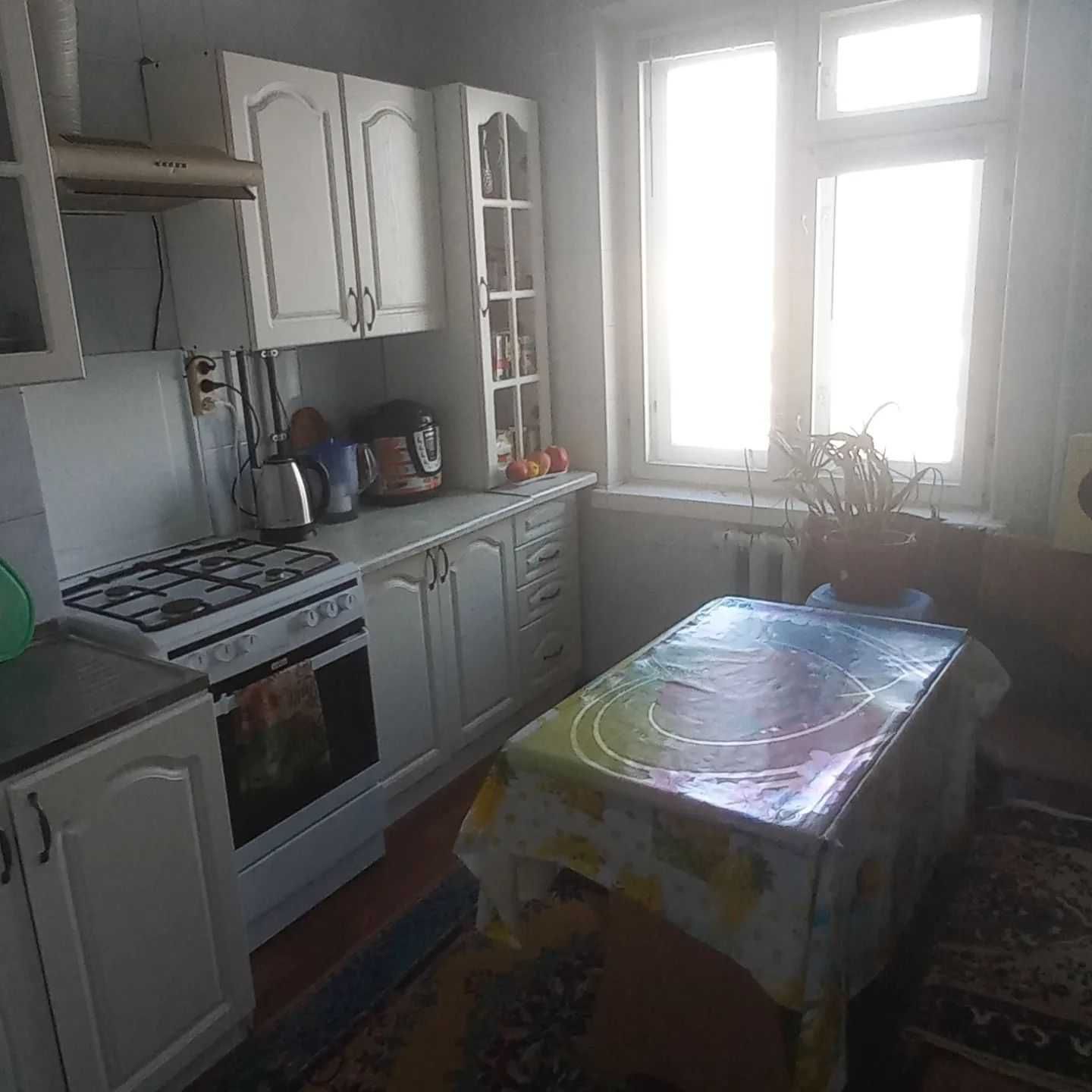 Сади 2к квартира можливий безготівковий розрахунок!