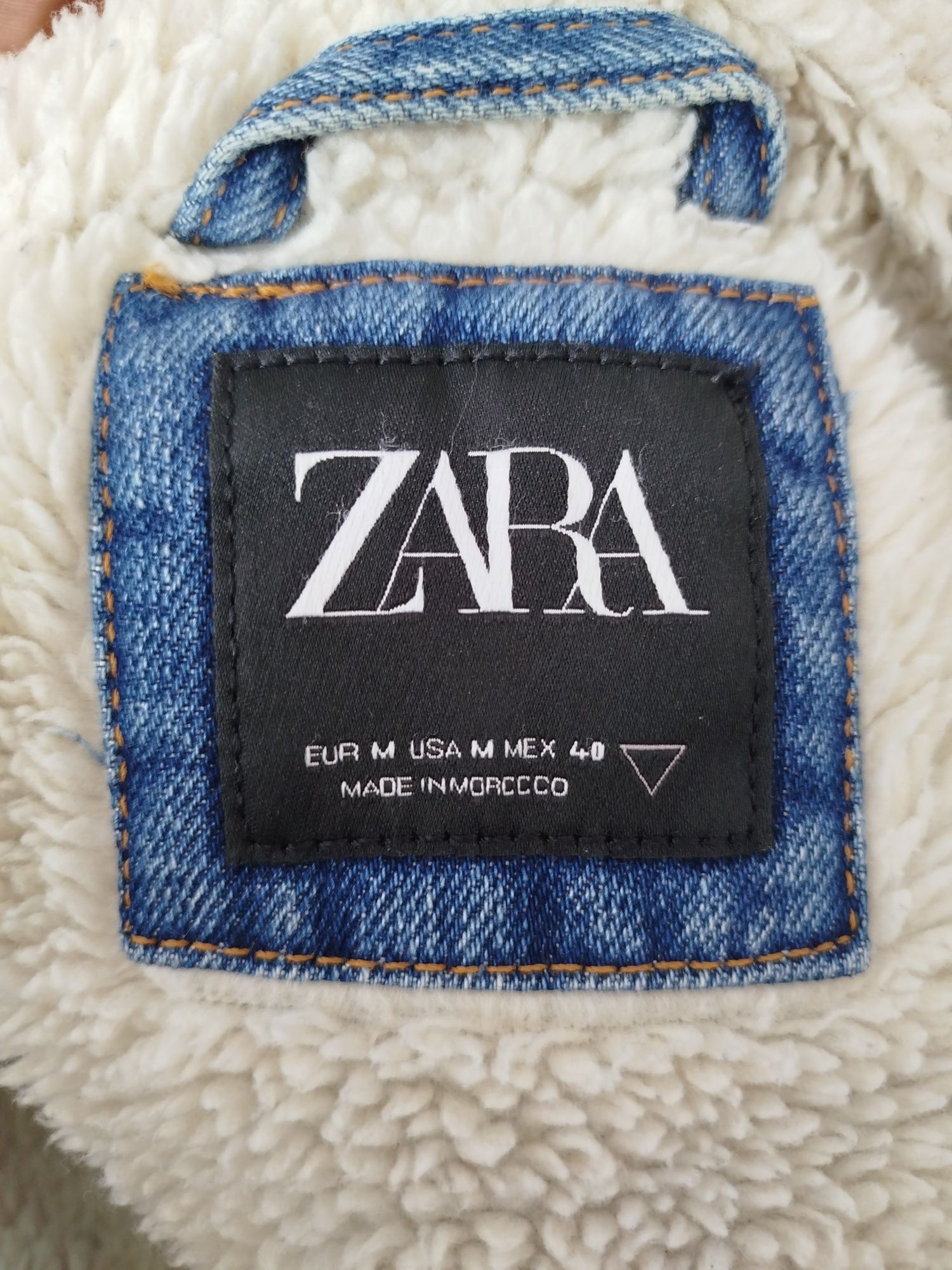 Casaco Zara - número 42