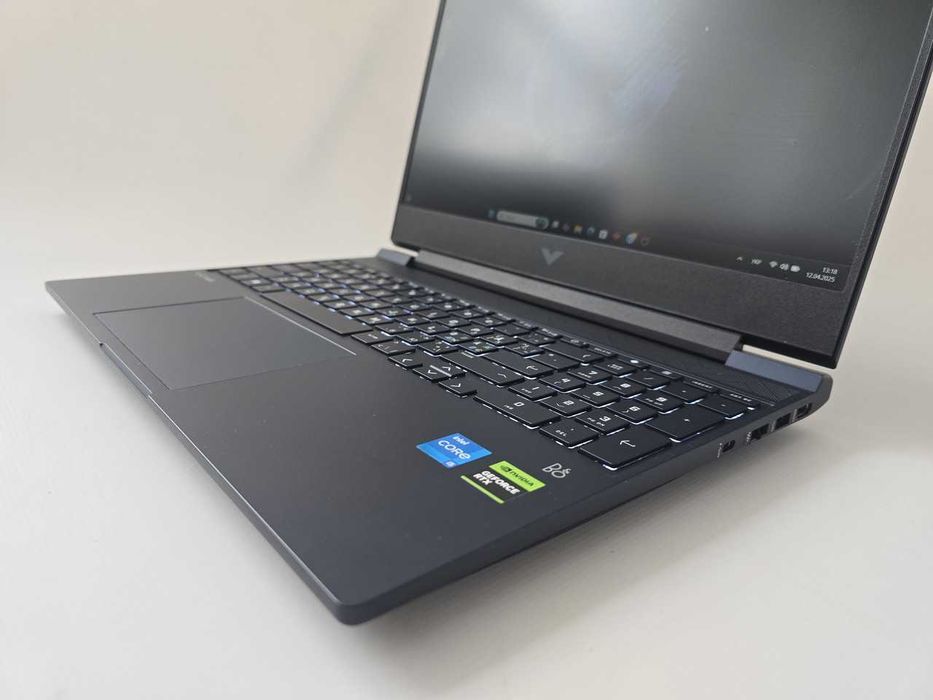 HP Victus 15 (2022) I5 12450H/RTX 3050/RAM 16GB/SSD 512GB/144Hz
