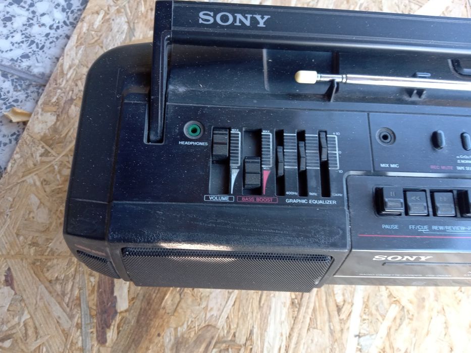 Radiomagnetofon Sony cfs-dw30l Boombox z subwooferem