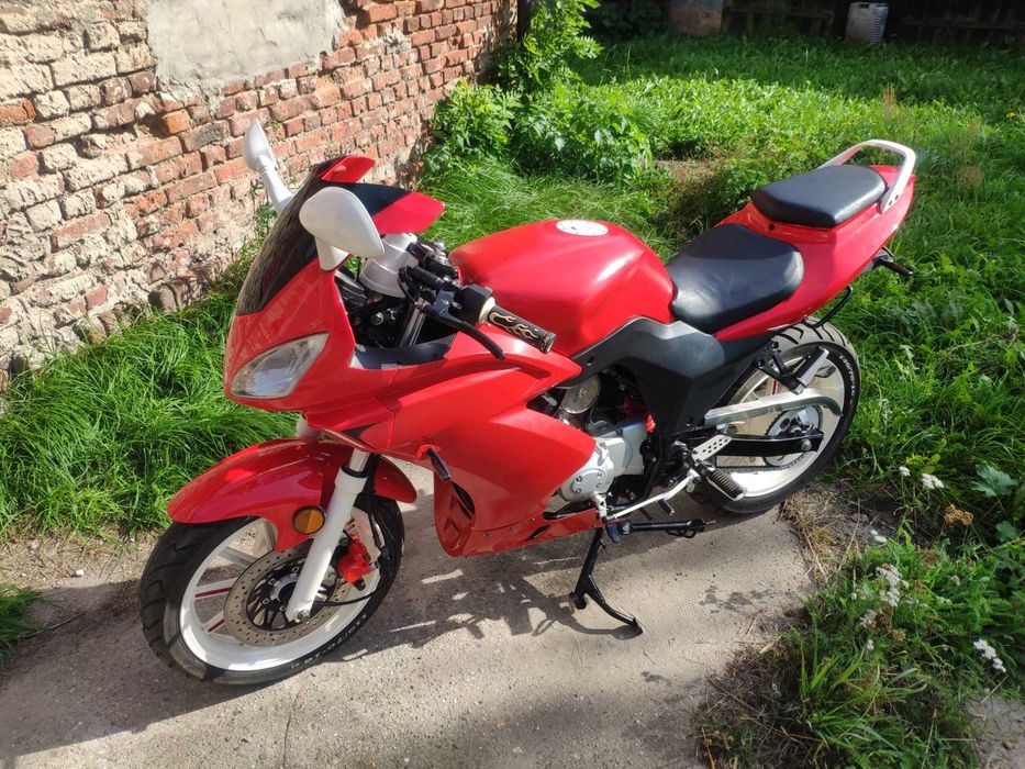 Motocykl Zipp Pro 50/125