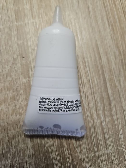 Klej do drewna biały