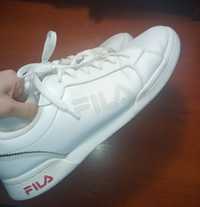 Продам кросівки Fila